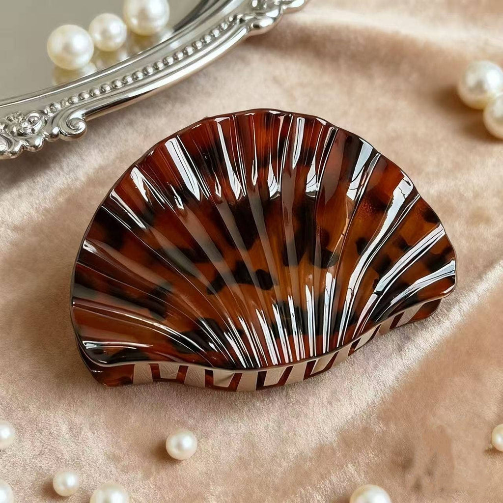 Coastal Shell Hair Claw Clip