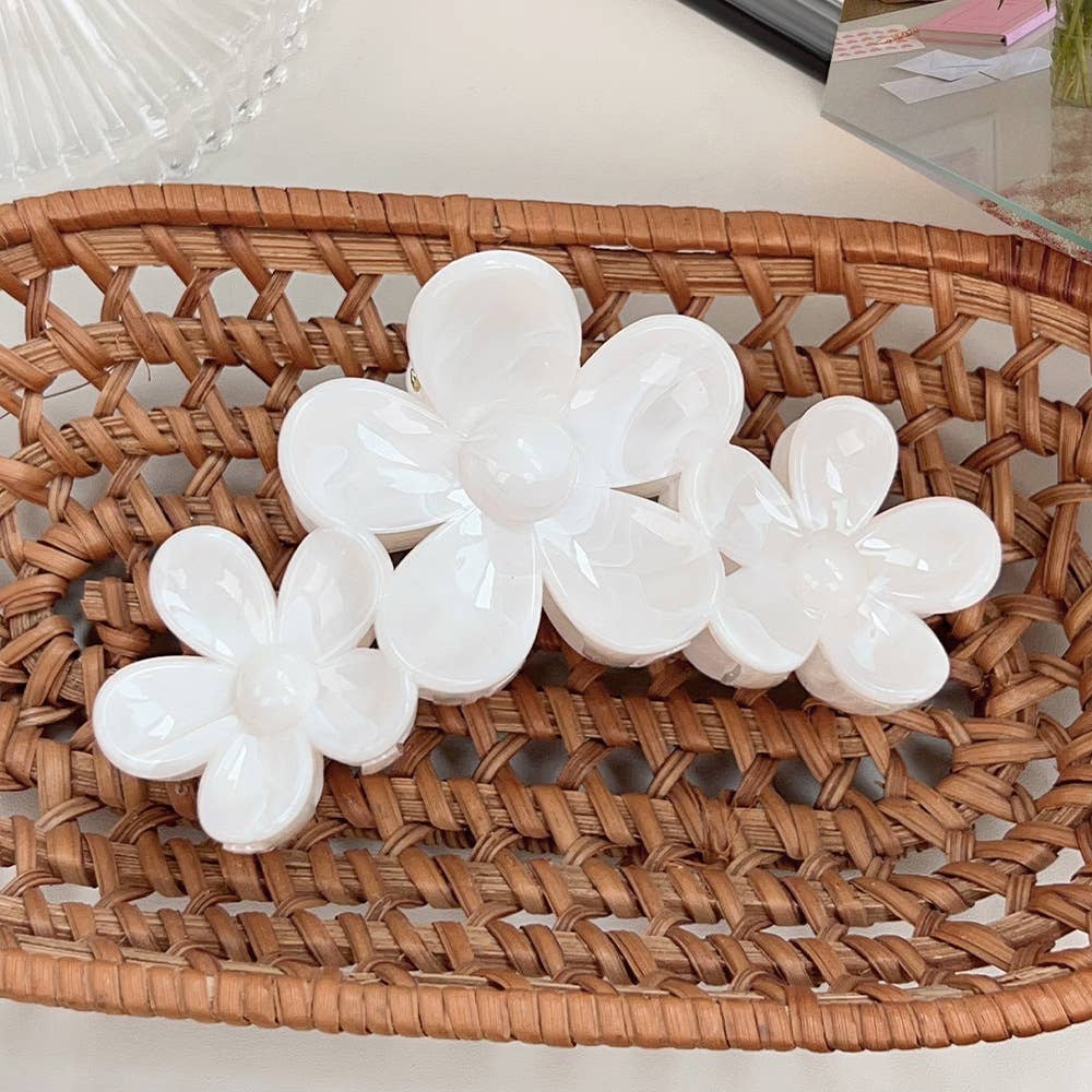 Bloom Hair Claw Clip