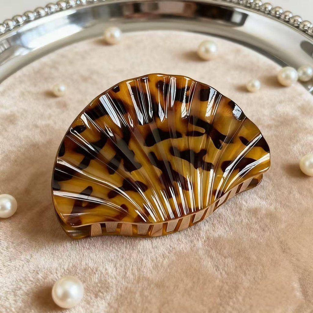 Coastal Shell Hair Claw Clip