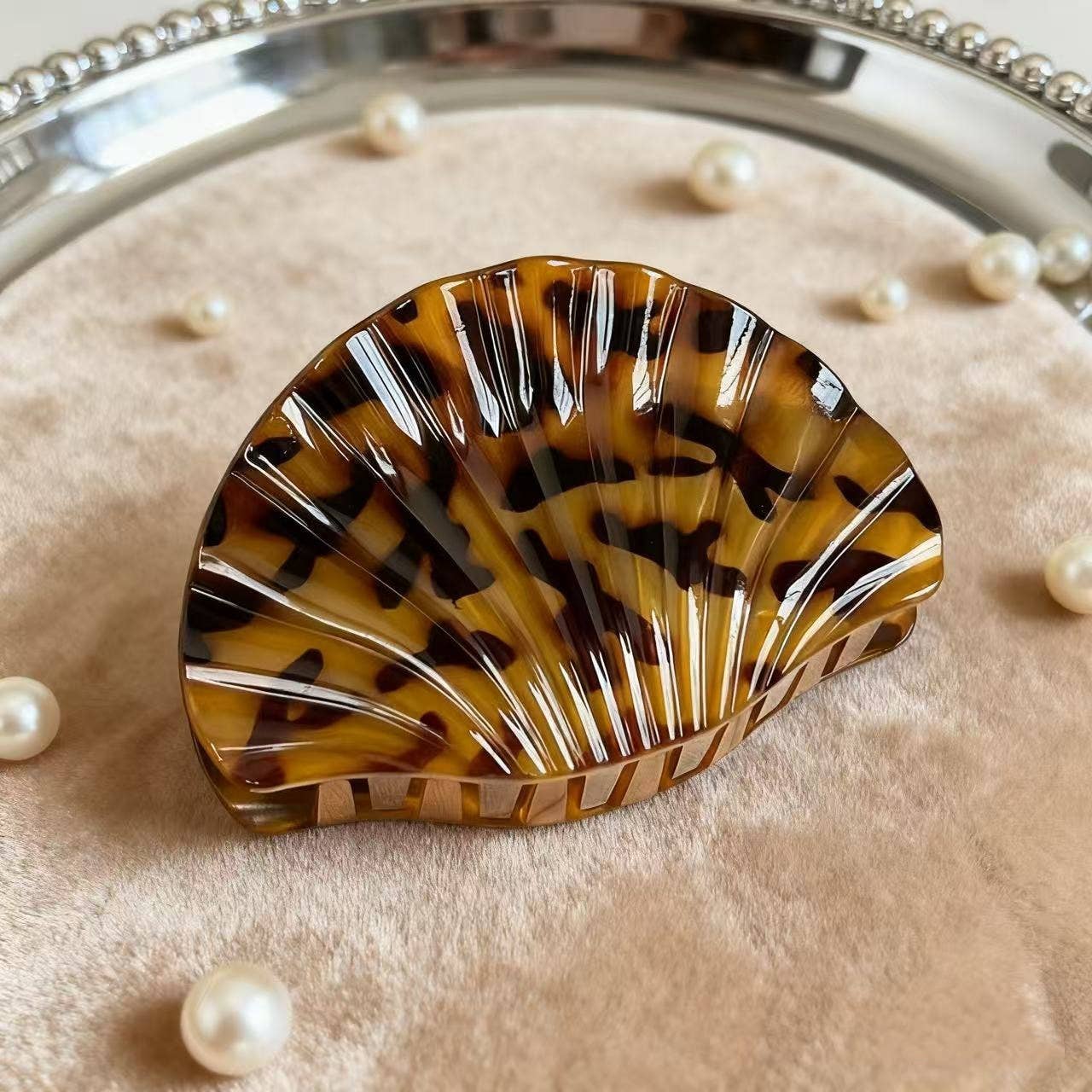Coastal Shell Hair Claw Clip