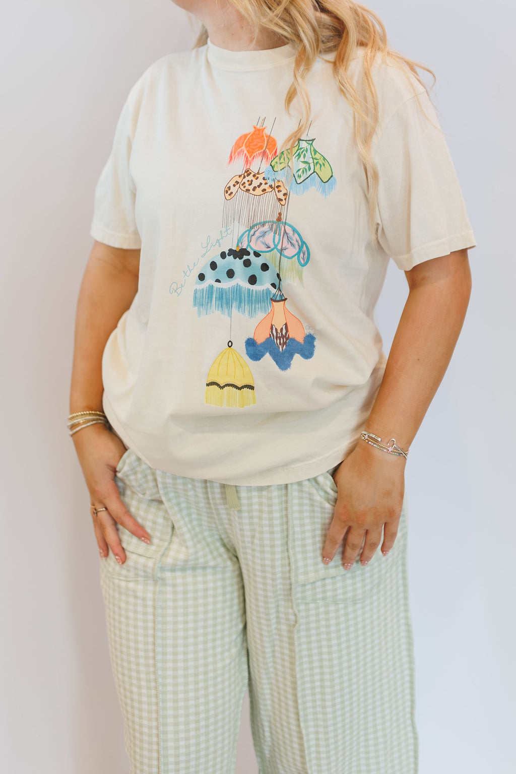 Be The Light Vintage Lamp Shades Graphic Tee